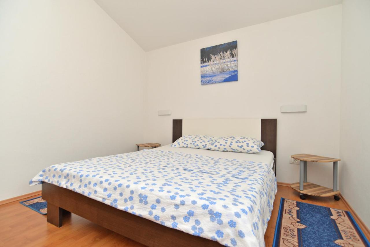 Apartments Safija 1985 Fažana Екстериор снимка